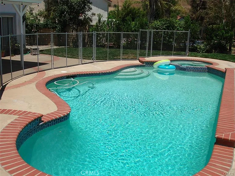 19584 Shadow Glen Cir — Photo 53