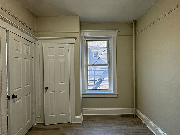 4th image of 672 Grand St #2C