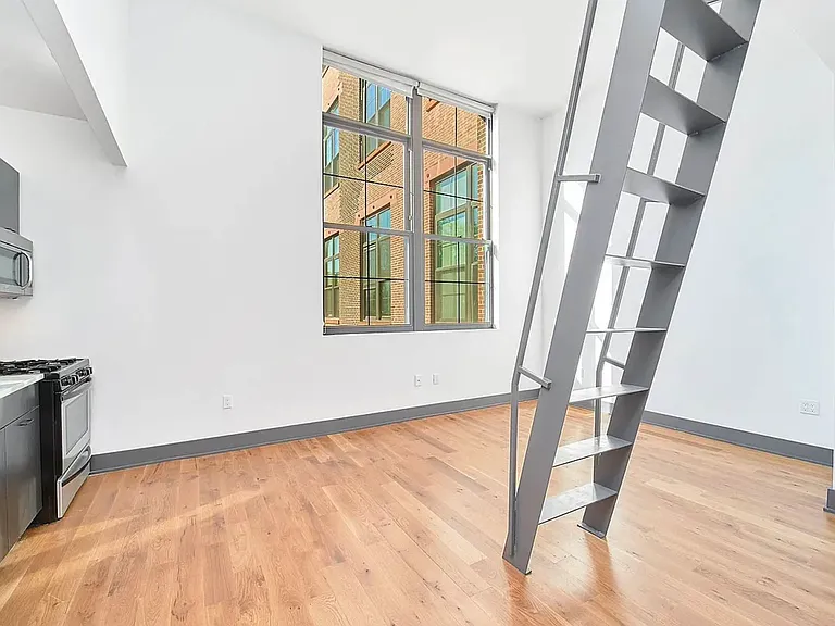 340 E 117th St #3M — Photo 3
