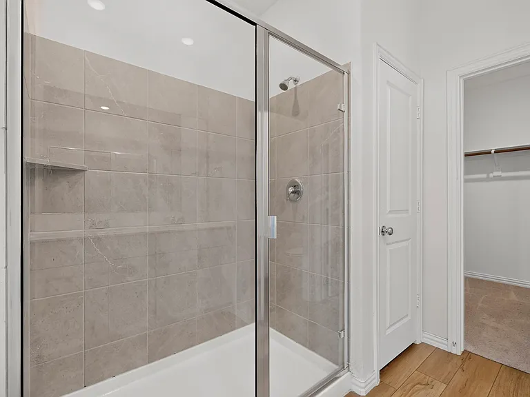 1129 Flameleaf Dr — Photo 24