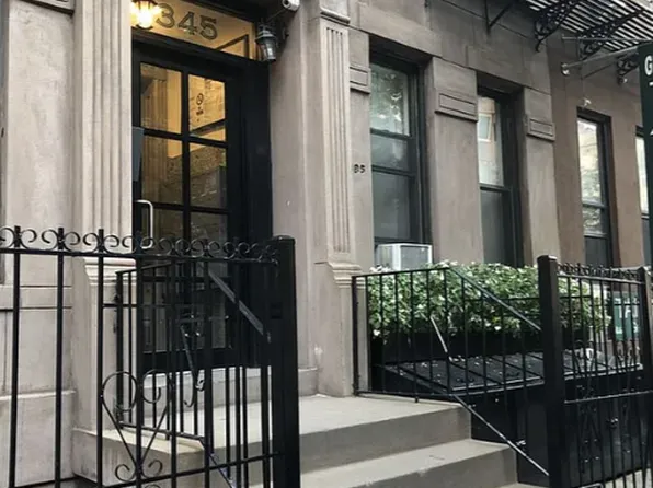 345 East 65th Street image 7 of 8