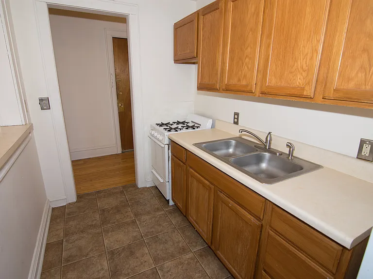 Stevens Square Apartments — Photo 174