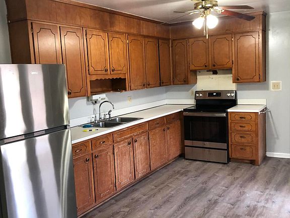 2nd image of 1036 Richmond Ave