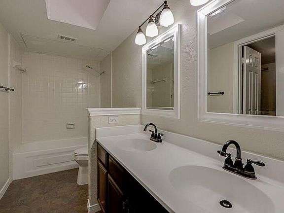 3rd image of 9910 Royal Ln APT 1303