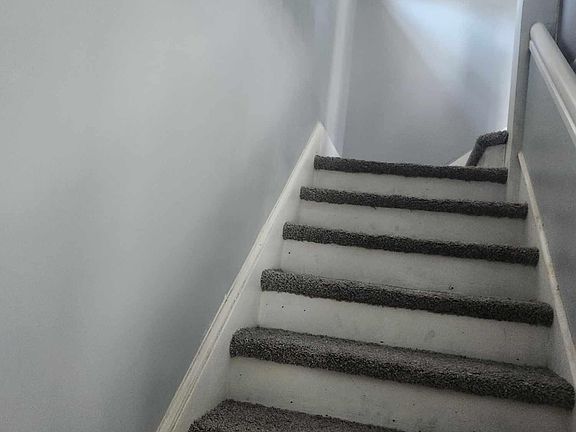 5th image of 222 Washington St