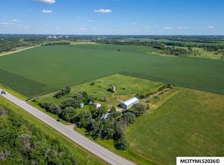 13187 300th St, Mason City, IA 50401