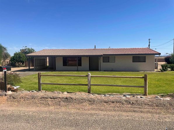 36415 E Antelope Dr, Wellton, AZ 85356