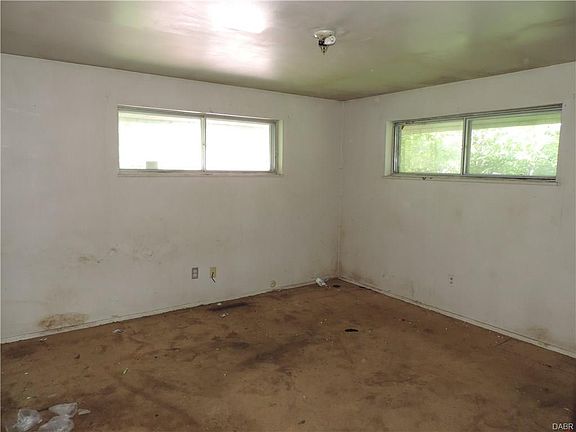 5th image of 4807 Loxley Dr