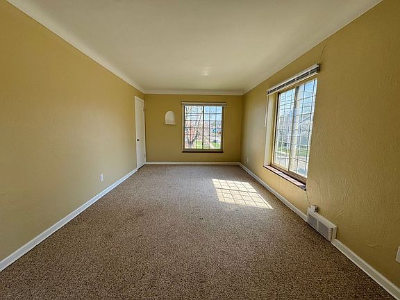 2nd image of 3801 Torrance Dr #4
