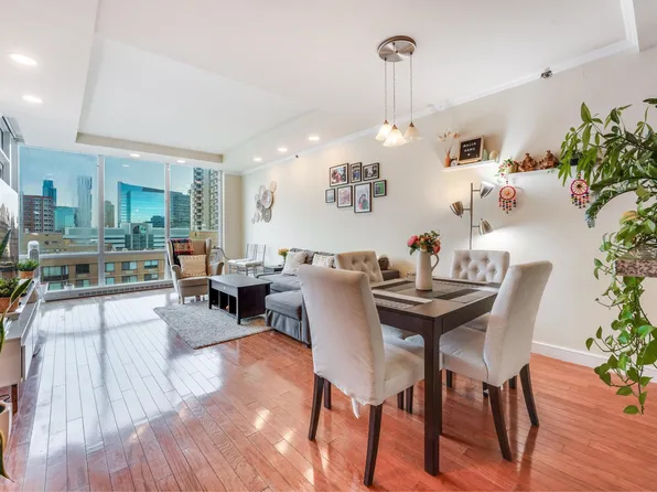 20 Newport Pkwy APT 2505, Jersey City, NJ 07310