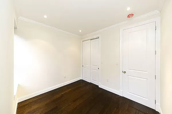 Rented by Avenues Real Estate | media 25