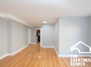 6830 N Sheridan Rd APT 352, Chicago, IL 60626
