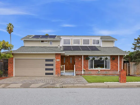 673 Harvester Dr, Foster City, CA 94404