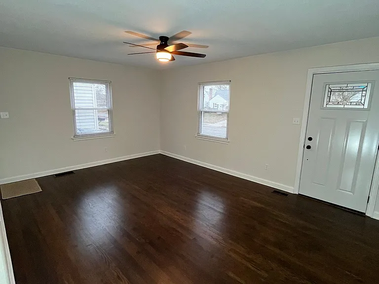 538 Chatham Rd — Photo 13