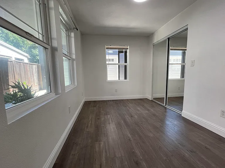 871 Arlington Ave #1 — Photo 11