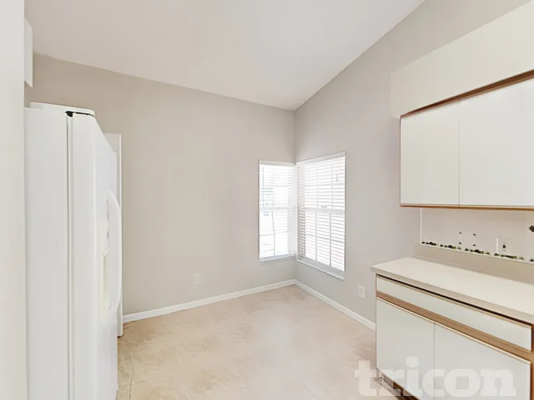 13232 Prestwick Dr — Photo 8