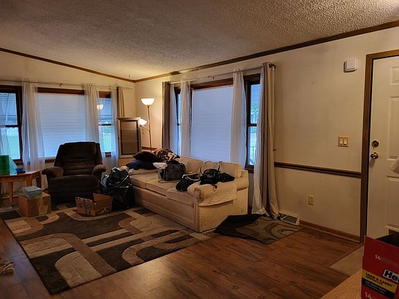 3rd image of 1211 Lakewood Rd #594