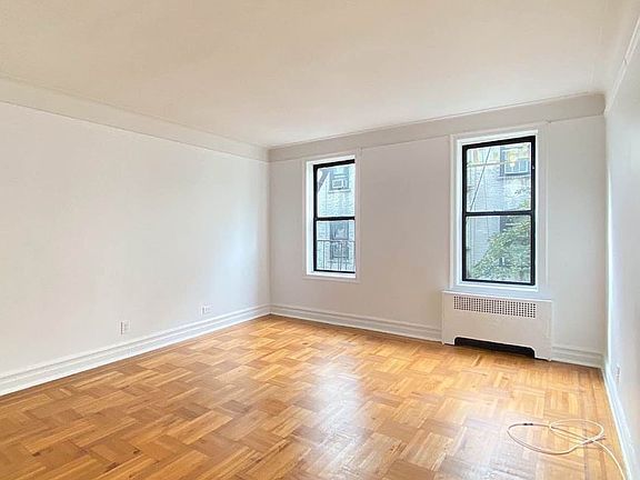 3rd image of 538 E 21st St APT C4