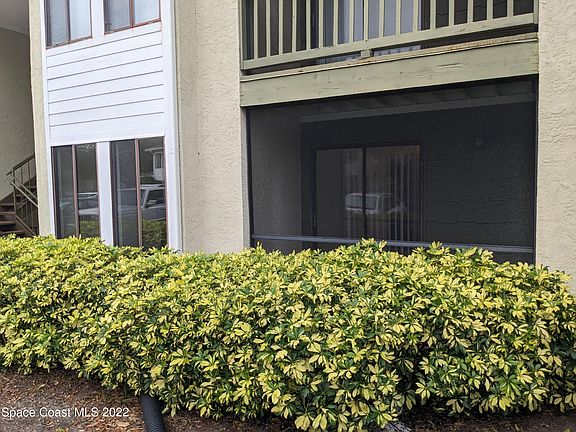 4th image of 3570 Sable Palm Ln Unit A