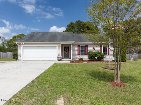 507 Sassy Court, Richlands, NC 28574