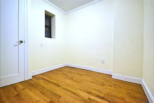 Rented by Compass | media 9