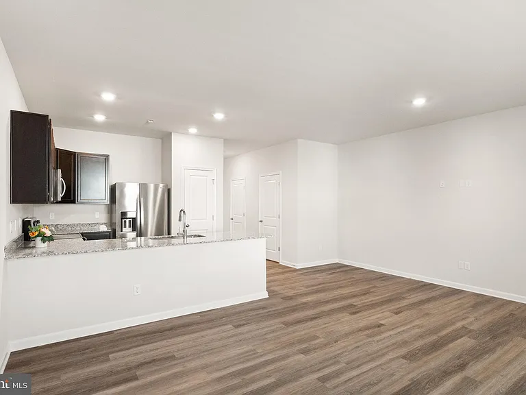 138 Willett Hollow St — Photo 17