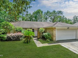 668 Iolani Ct, Diamondhead, MS 39525