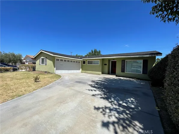 403 Langhorn St, Lancaster, CA 93535