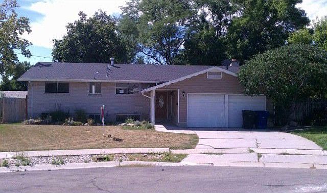 1st image of 1579 W Beechwood Cir