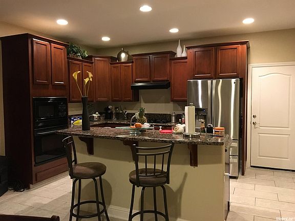 3rd image of 2252 Maloney Dr