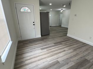 1960 W Godfrey St, Pensacola, FL 32501
