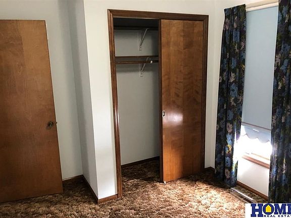 3rd image of 2821 S 52nd St