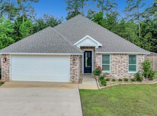 829 Village Gate Cir, Nacogdoches, TX 75961