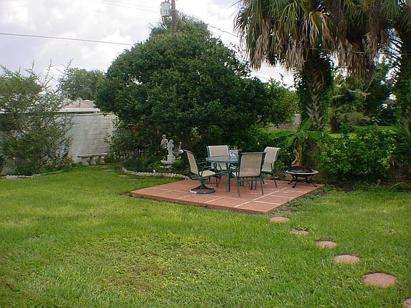 Outdoor patio
