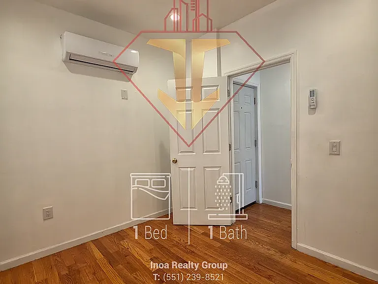 377 Danforth Ave #4 — Photo 2