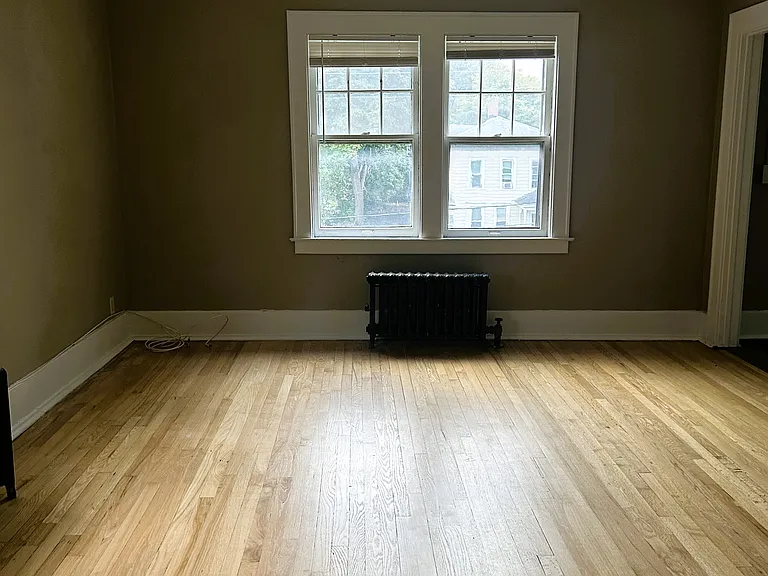 Tipperary Hill Apartments — Photo 6