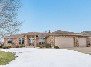 3276 Sitka St, Green Bay, WI 54311