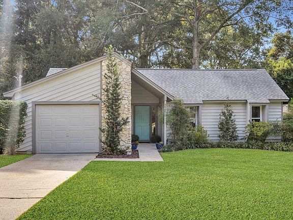2nd image of 3256 Baldwin Dr W