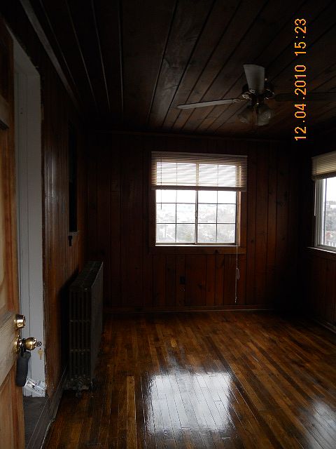 2nd image of 175 Penn Ave #1