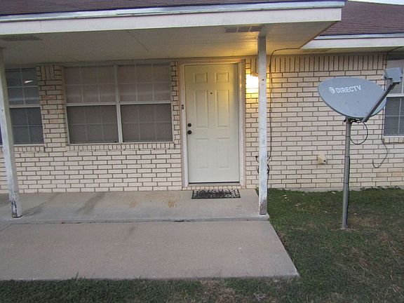 3rd image of 804 Industrial Ave #2