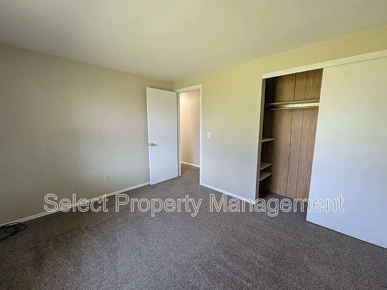 1419 Aberdeen Ln — Photo 15