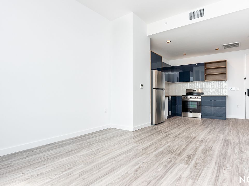 1st image of 14735 95th Ave #504