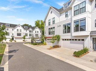 2653 McComas Ave, Kensington, MD 20895
