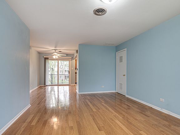 3rd image of 217 Washington Sq APT C