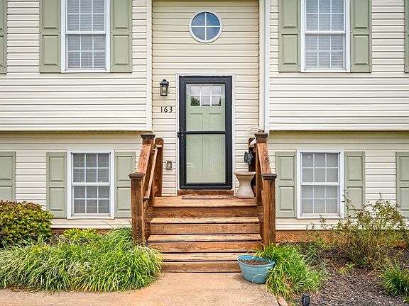 2nd image of 163 Samson Way