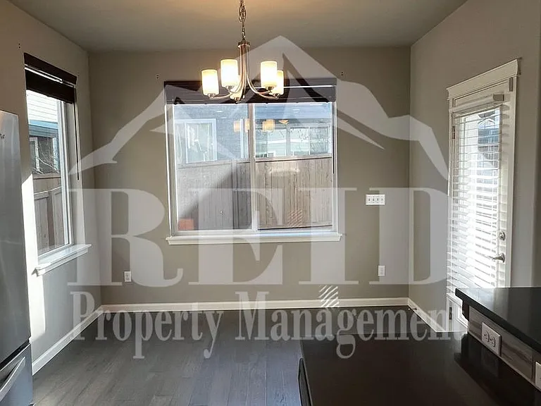 3887 Portside Dr — Photo 14