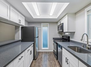 7573 Old Redmond Rd APT 8, Redmond, WA 98052