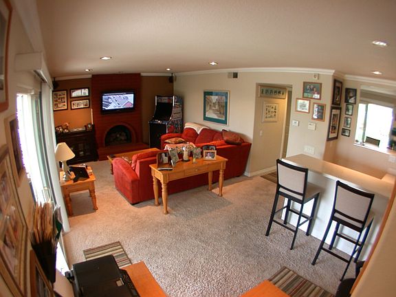 Family room Fire place