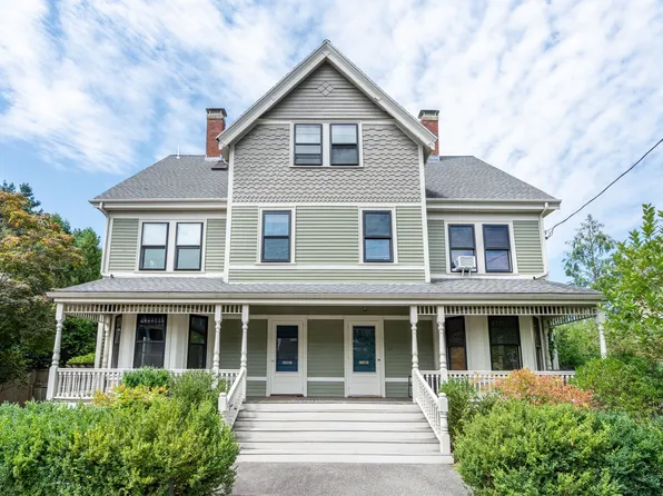 42 Cushing St #42, Cambridge, MA 02138