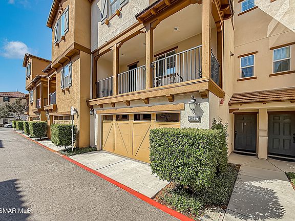 2nd image of 26707 Lexington Ln